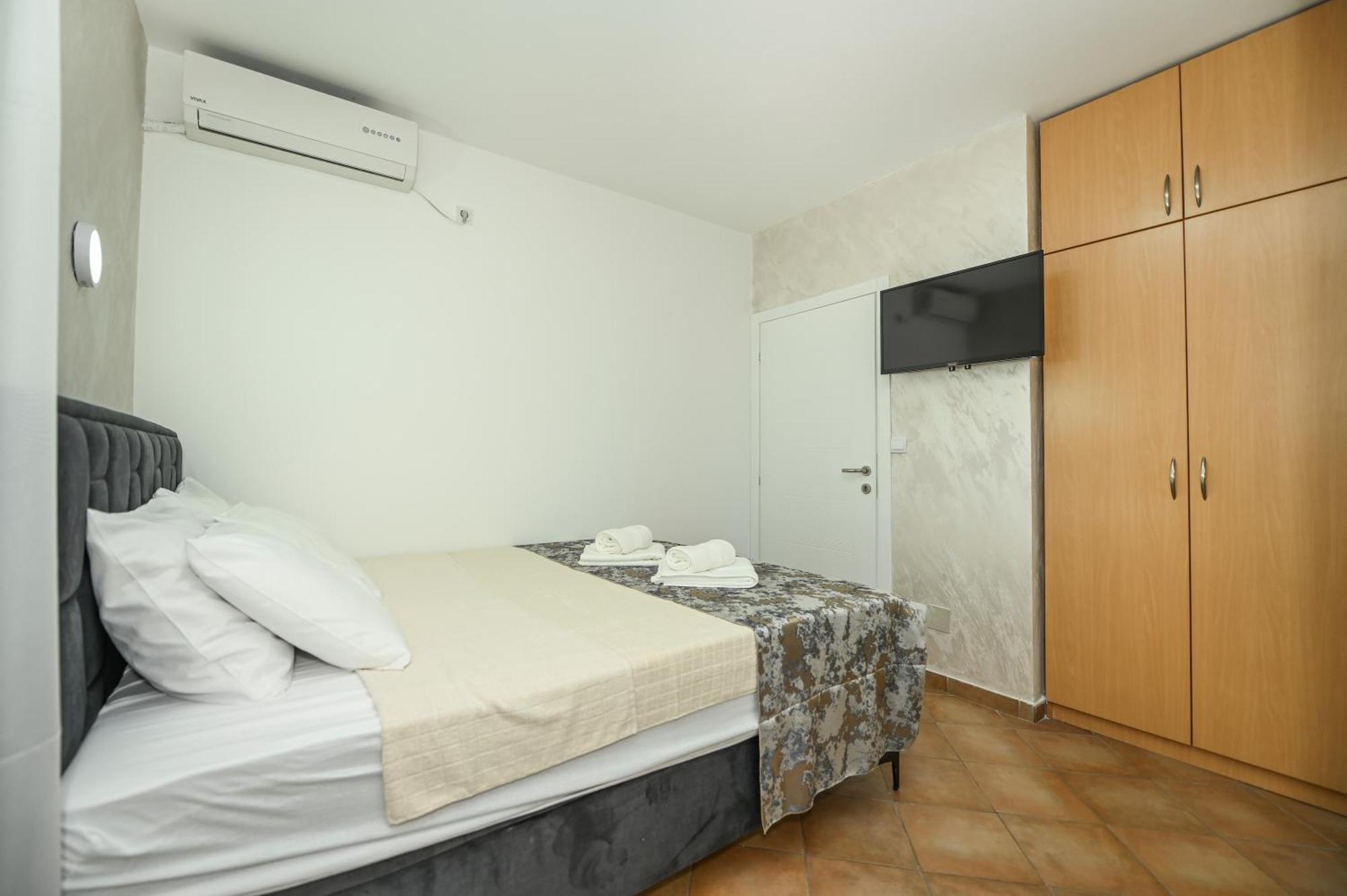 Villa Lux Rajovic Budva Exteriör bild
