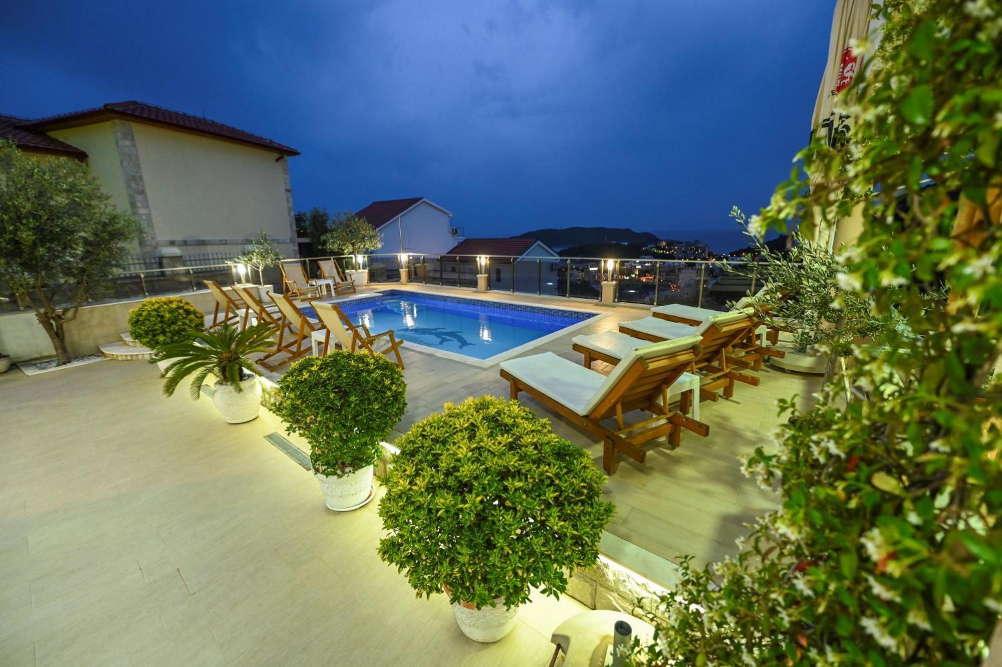 Villa Lux Rajovic Budva Exteriör bild